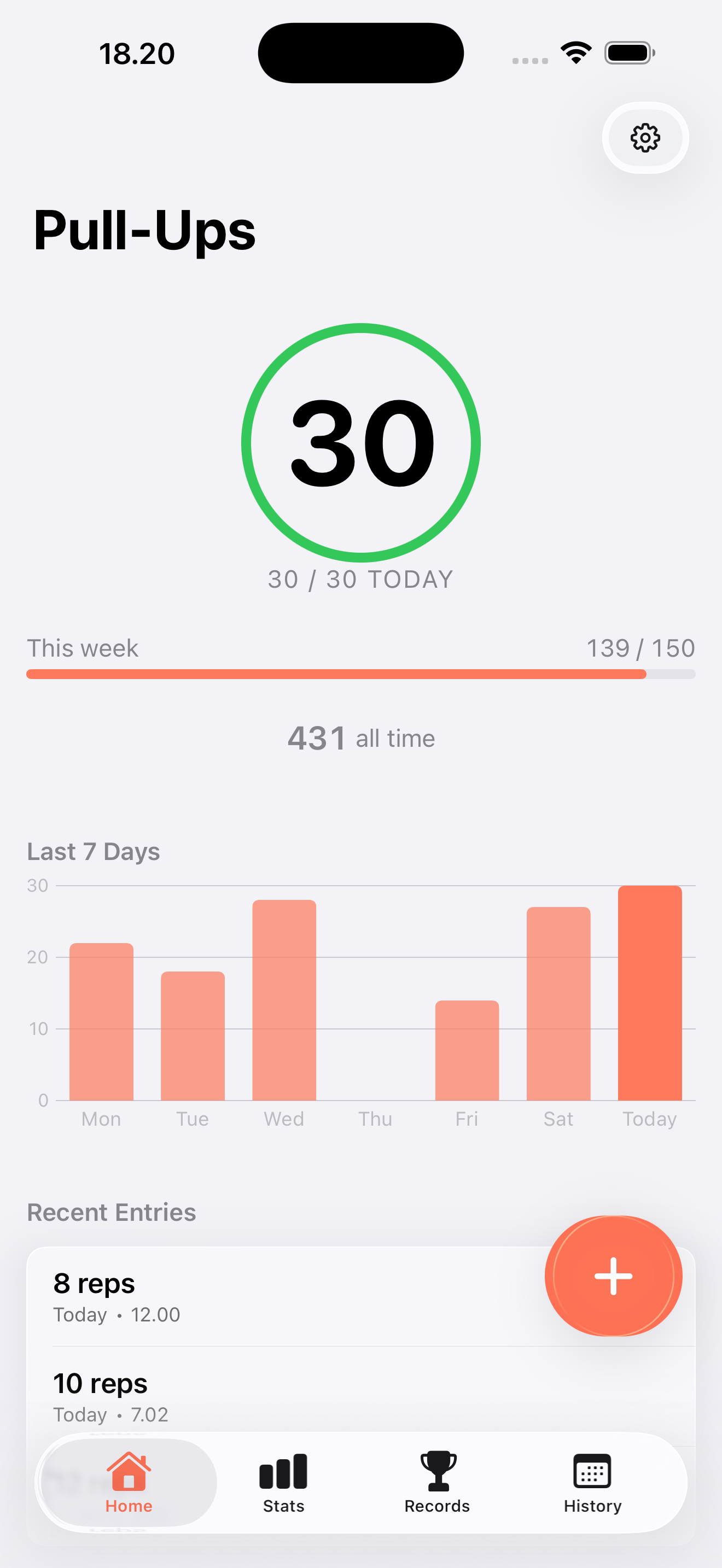 Home screen showing today's pull-up count, a 7-day bar chart, and recent entries